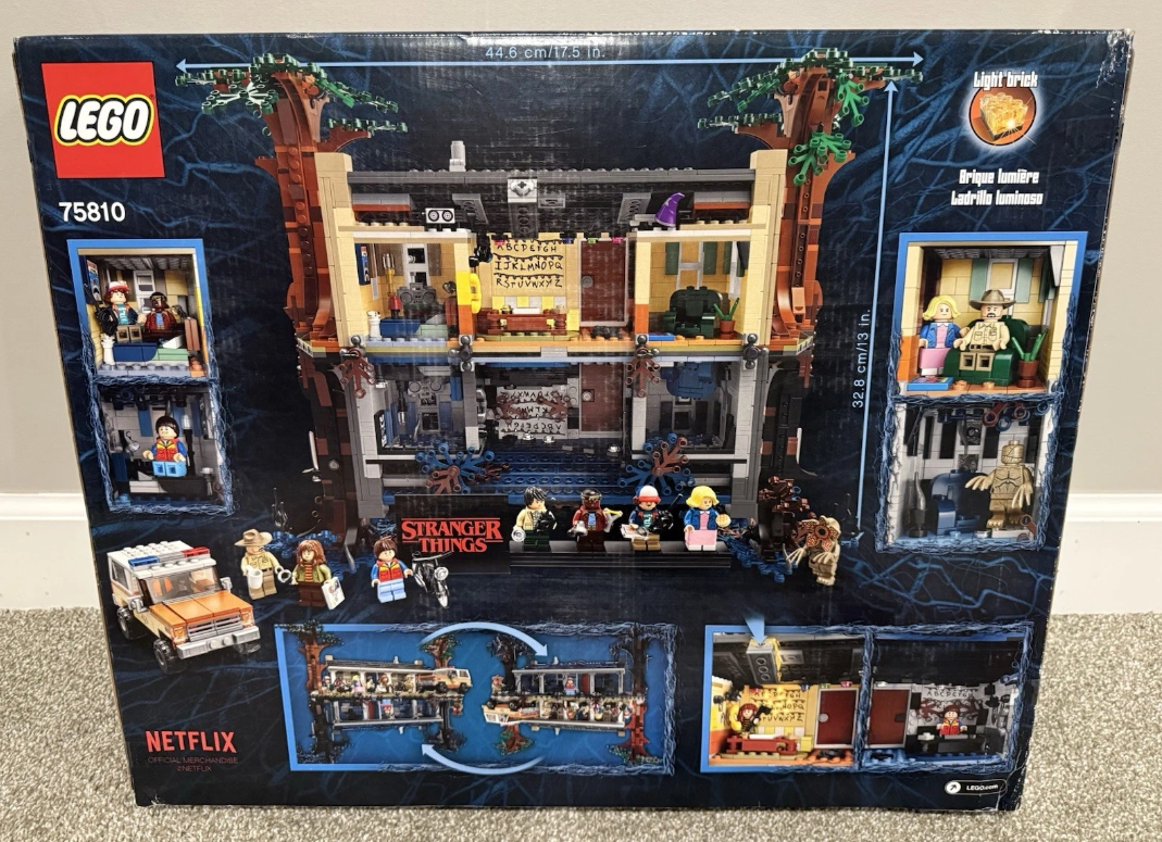 Stranger Things The Upside Down 75810